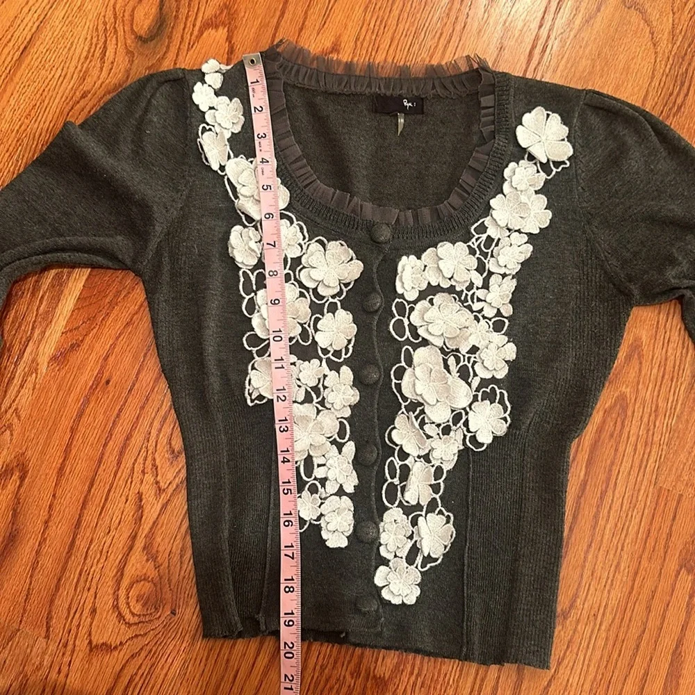 RYU Crochet Cardigan - Picture 7 of 13